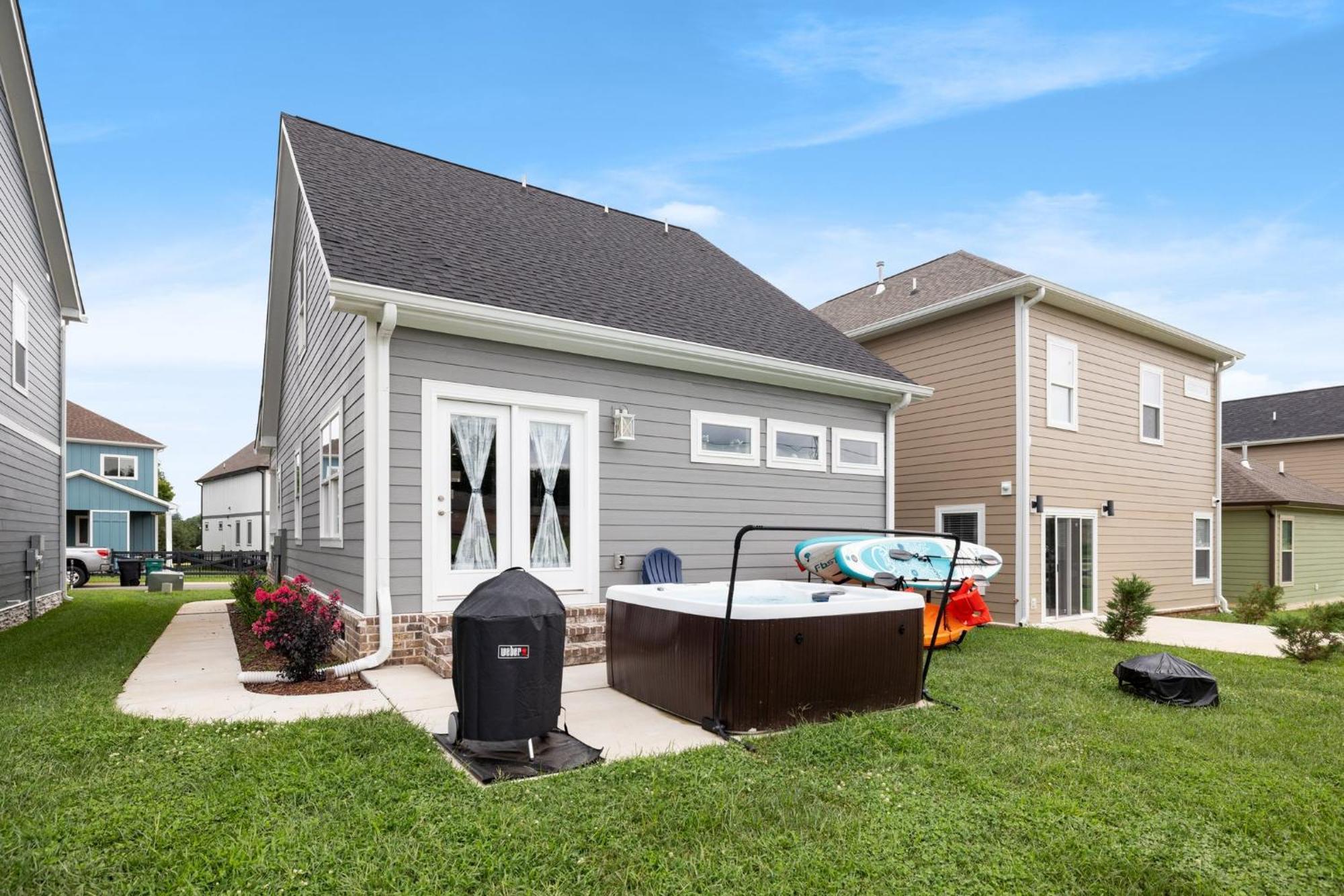 Cozy Lake Cottage W/ Kayaks, Sups, Pool & Firepit Winchester Екстер'єр фото